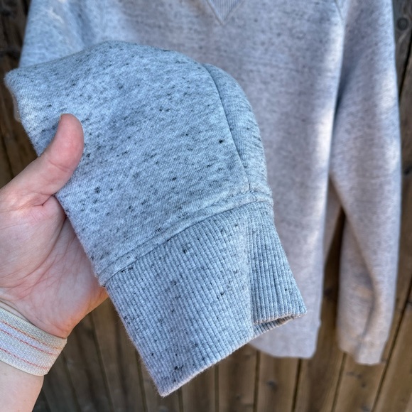 Carhartt Crewneck, Womens XL, Asphalt Heather Gray - Picture 6 of 6